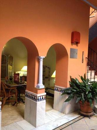 Patio de La Alameda, Seville