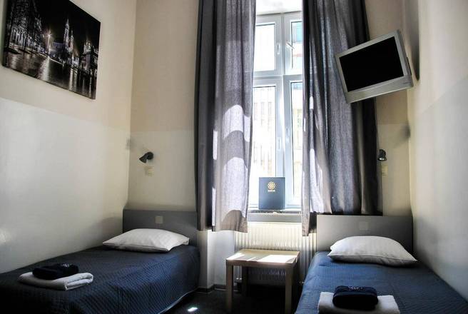 Kadetus Hostel, Krakow