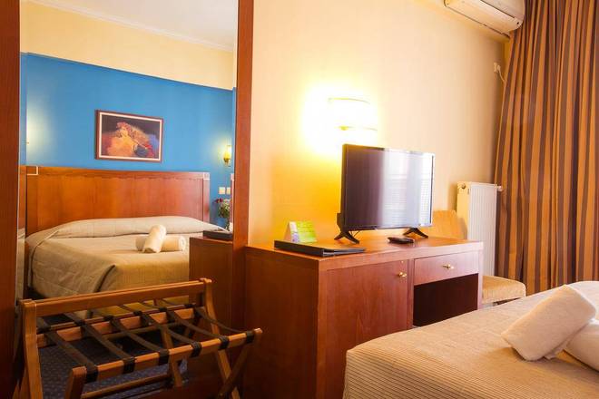 Hotel Marina, Athens