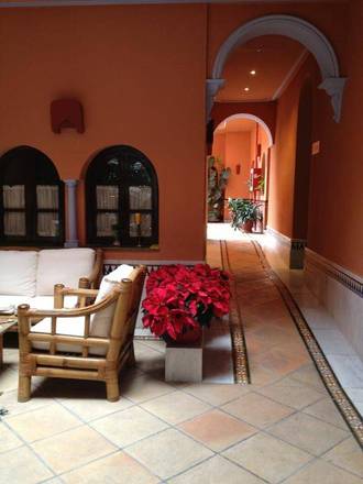 Patio de La Alameda, Seville