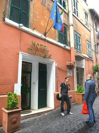 Hotel PERUGIA, Rome
