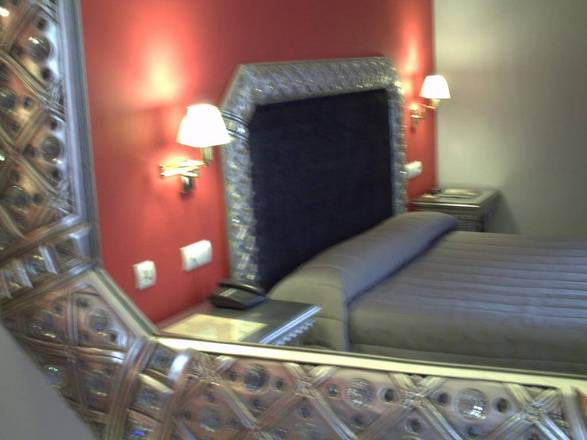 Adriano Boutique Sevilla, Seville