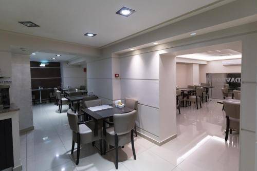 Epidavros Hotel, Athens