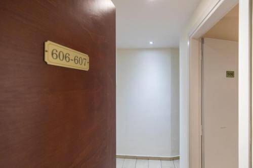 Epidavros Hotel, Athens