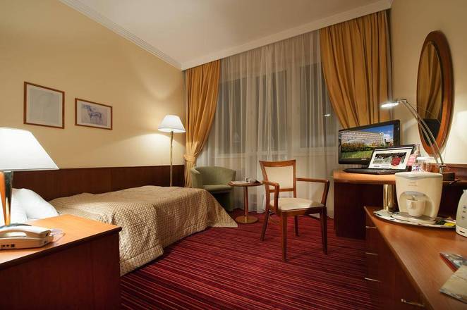 Apollo Hotel Bratislava, Bratislava