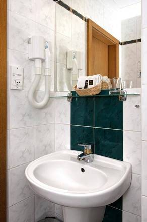 Hotel Tatra, Bratislava