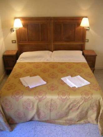 Marta Guest House, Rome
