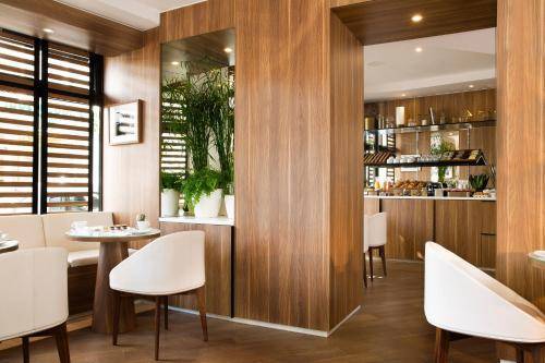 Hôtel Eiffel Turenne, Paris