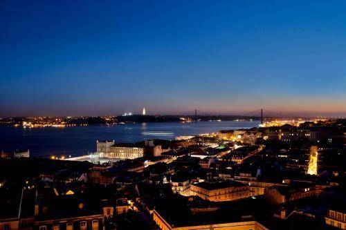Solar Dos Mouros, Lisbon
