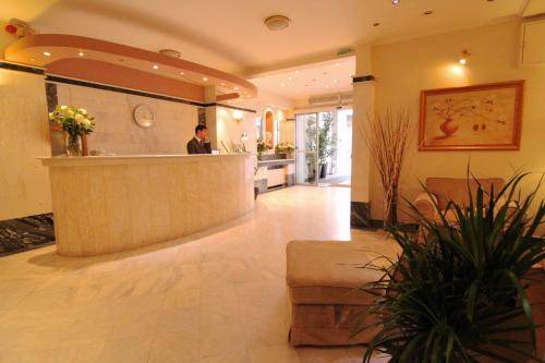 Achillion Hotel, Athens