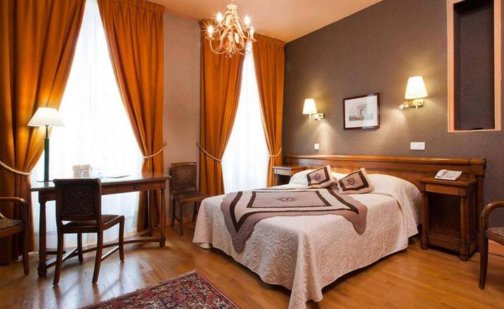 Hôtel du Palais Bourbon, Paris