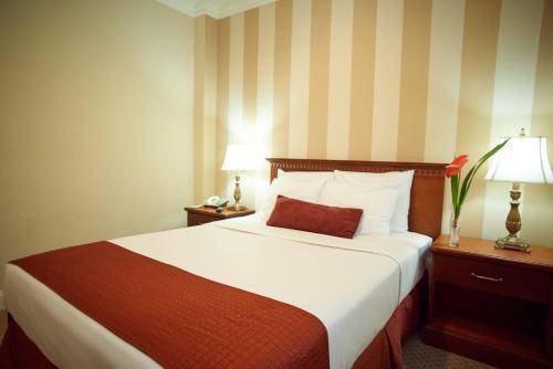 Hotel St. James, New York