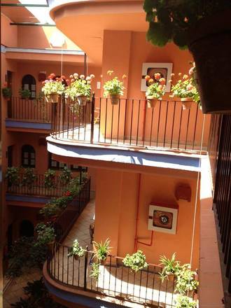 Patio de La Alameda, Seville