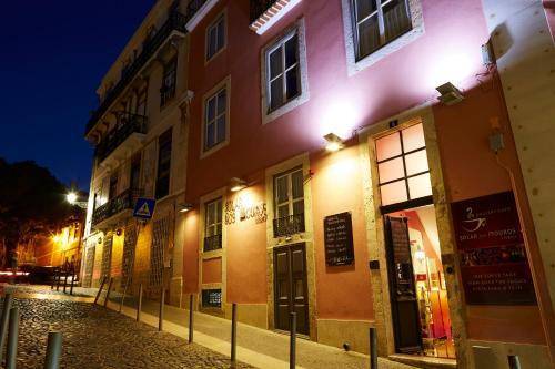 Solar Dos Mouros, Lisbon