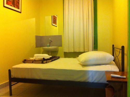 Zeus Hostel, Athens