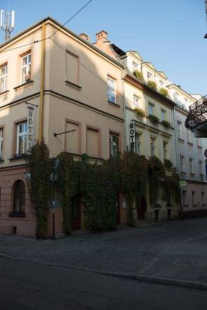 Karmel Hotel, Krakow