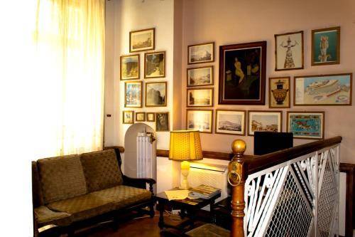 Acropolis House, Athens