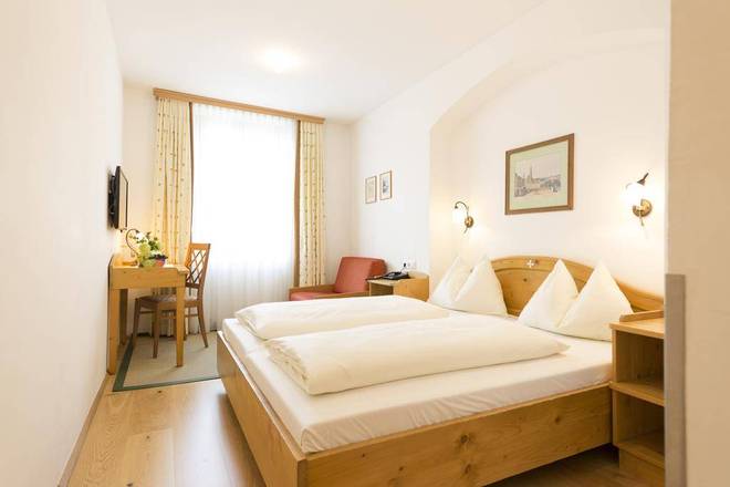 Hotel Wei&szlig;es Kreuz, Innsbruck